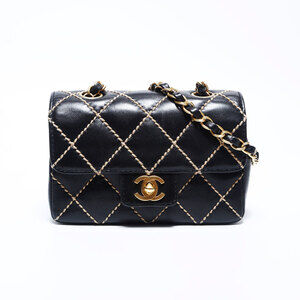 CHANEL Wild Stitch Mini Matelasse 15cm Shoulder Bag, Black, WS9948